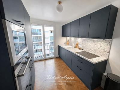 For sale Manosque 5 rooms 124 m2 Alpes de haute provence (04100) photo 3