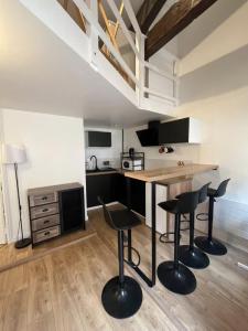 For rent Bordeaux 1 room 21 m2 Gironde (33000) photo 0