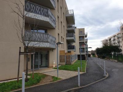 For sale Bron 3 rooms 61 m2 Rhone (69500) photo 1