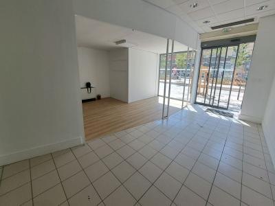 For sale Villeurbanne 213 m2 Rhone (69100) photo 4