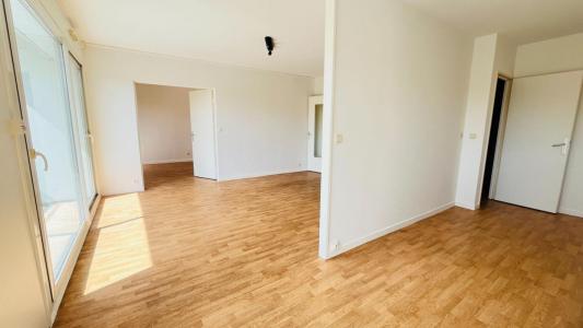 For sale Angers 4 rooms 79 m2 Maine et loire (49000) photo 3