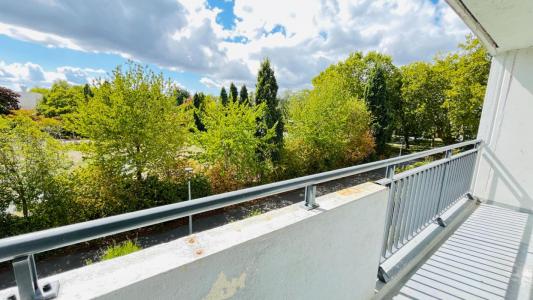 For sale Angers 4 rooms 79 m2 Maine et loire (49000) photo 4