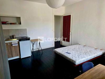 For rent Mons-en-baroeul 1 room 25 m2 Nord (59370) photo 1