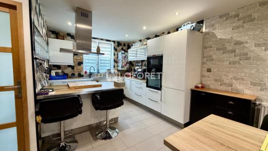 For sale Roubaix 4 rooms 101 m2 Nord (59100) photo 0