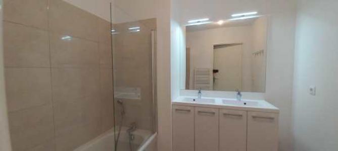 For rent Perpignan 3 rooms 63 m2 Pyrenees orientales (66100) photo 1