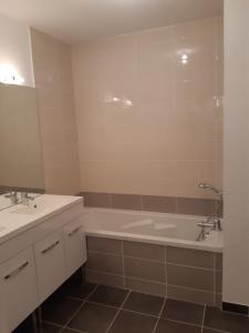 Louer Appartement Amberieu-en-bugey Ain