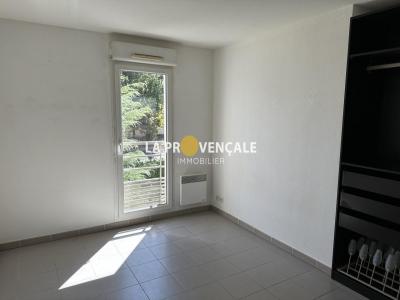 For sale Gardanne 3 rooms 57 m2 Bouches du Rhone (13120) photo 2