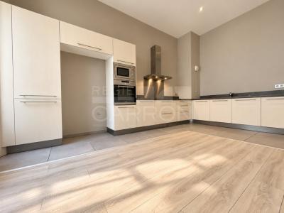 Louer Appartement 125 m2 Lyon-6eme-arrondissement