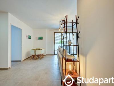 For rent Aix-en-provence 3 rooms 65 m2 Bouches du Rhone (13090) photo 4