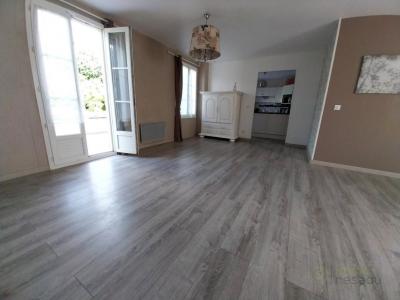 For sale Chambly 6 rooms 124 m2 Oise (60230) photo 2