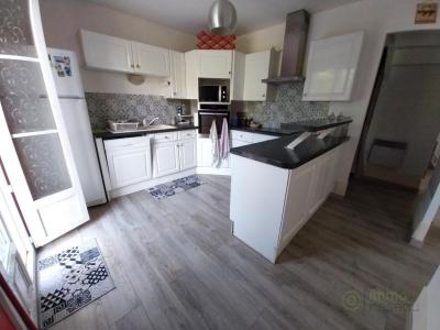 For sale Chambly 6 rooms 124 m2 Oise (60230) photo 3