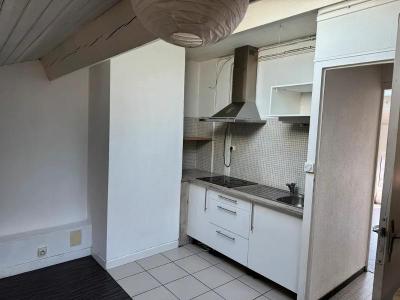 For rent Bordeaux 2 rooms 30 m2 Gironde (33000) photo 0