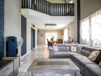 For sale Oui 6 rooms 197 m2 Haute savoie (74200) photo 1
