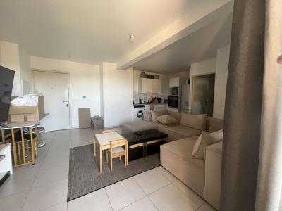 For rent 3 rooms 57 m2 Bouches du Rhone (13010) photo 1