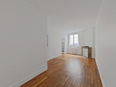 For rent Paris-11eme-arrondissement 1 room 25 m2 Paris (75011) photo 0