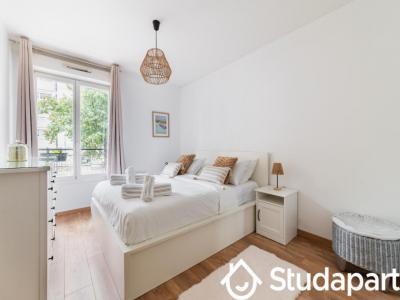 Louer Appartement Chatillon 2350 euros