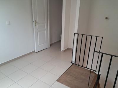 For rent CENTRE VILLE 1 room 20 m2 Yonne (89100) photo 4