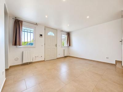 For rent CENTRE 2 rooms 50 m2 Yvelines (78200) photo 1