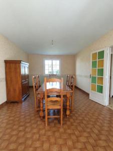 For sale Saint-antoine-du-rocher 4 rooms 85 m2 Indre et loire (37360) photo 3