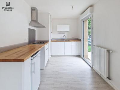 For sale Guipavas 2 rooms 40 m2 Finistere (29490) photo 2