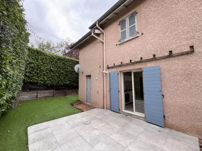 For rent Saint-pierre-la-palud 5 rooms 104 m2 Rhone (69210) photo 0