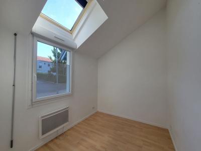 For sale Fleche 4 rooms 79 m2 Sarthe (72200) photo 3