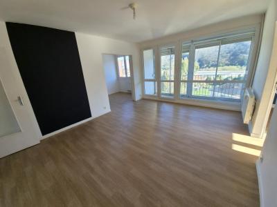 Louer Appartement Bogny-sur-meuse Ardennes