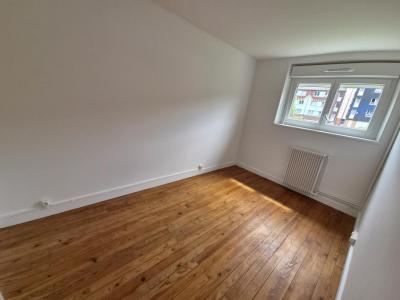 Louer Appartement Bogny-sur-meuse 342 euros