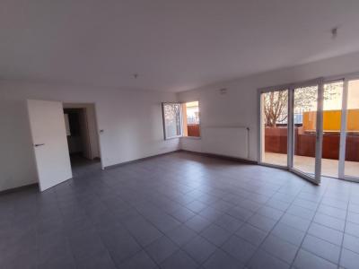 Louer Appartement 56 m2 Belleville