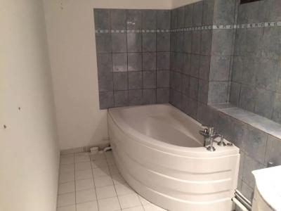 For rent Montmorency 2 rooms 42 m2 Val d'Oise (95160) photo 2
