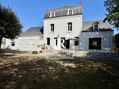 For sale Vierzon 10 rooms 273 m2 Cher (18100) photo 0