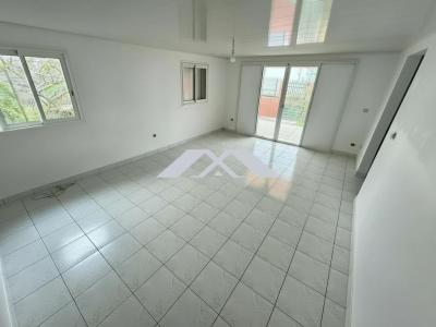 For sale Avirons 6 rooms 94 m2 Reunion (97425) photo 4