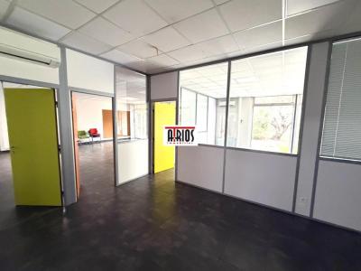 For rent Garde 404 m2 Var (83130) photo 3