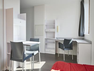 For sale Roubaix 1 room 18 m2 Nord (59100) photo 2