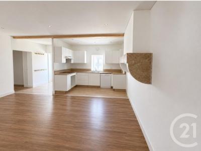 For rent Saint-symphorien-d'ozon 4 rooms 112 m2 Rhone (69360) photo 2