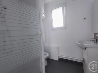For sale Fontenay-sous-bois 2 rooms 34 m2 Val de Marne (94120) photo 3