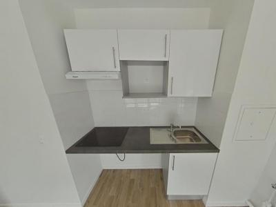 For rent Epone 3 rooms 62 m2 Yvelines (78680) photo 2