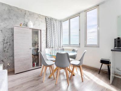For rent Madeleine 3 rooms 74 m2 Nord (59110) photo 3
