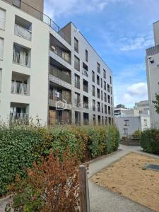For rent Romainville 2 rooms 46 m2 Seine saint denis (93230) photo 0