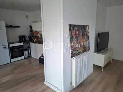 For rent Romainville 2 rooms 46 m2 Seine saint denis (93230) photo 1