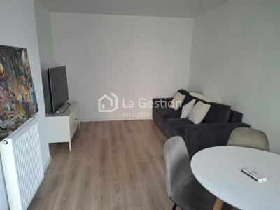 For rent Romainville 2 rooms 46 m2 Seine saint denis (93230) photo 2