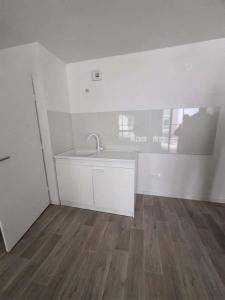 Annonce Location 2 pi�ces Appartement Pringy 77