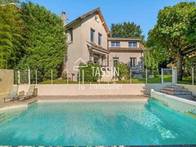 For sale Francheville 5 rooms 169 m2 Rhone (69340) photo 0
