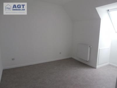 Louer Maison Bonlier 831 euros
