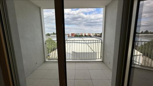 For rent Orly 1 room 28 m2 Val de Marne (94310) photo 1