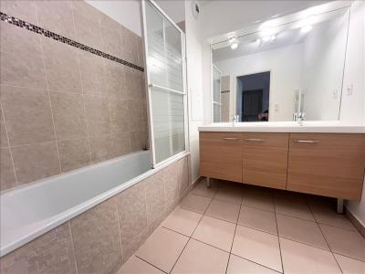 For rent Ermont 3 rooms 70 m2 Val d'Oise (95120) photo 3
