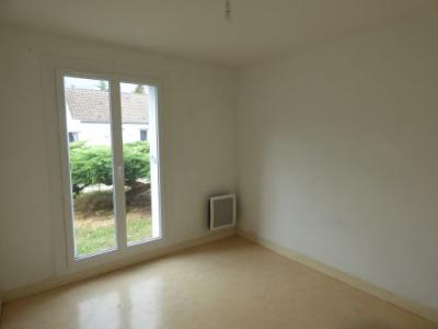 For rent Brinon-sur-sauldre 5 rooms 92 m2 Cher (18410) photo 4