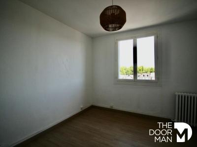For sale Bourges 3 rooms 43 m2 Cher (18000) photo 1