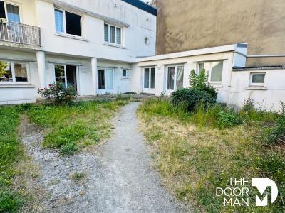 For sale Pontivy 18 rooms 400 m2 Morbihan (56300) photo 2