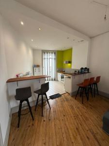For sale Saint-etienne 4 rooms 102 m2 Loire (42000) photo 1